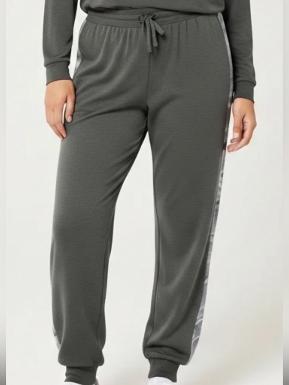 Splendid Camo Jogger Sweatpants